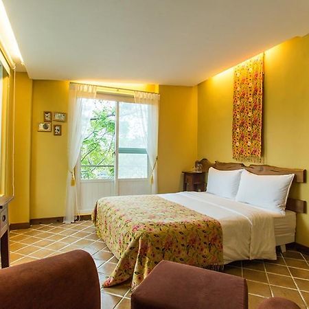 Bed and Breakfast Chpn House Чишан Экстерьер фото